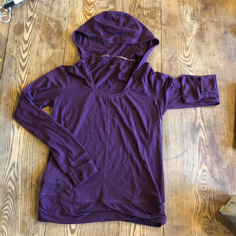Hyba Long Sleeve Top with Slouchy Hood